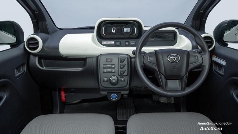 Toyota C+ Pod: салон