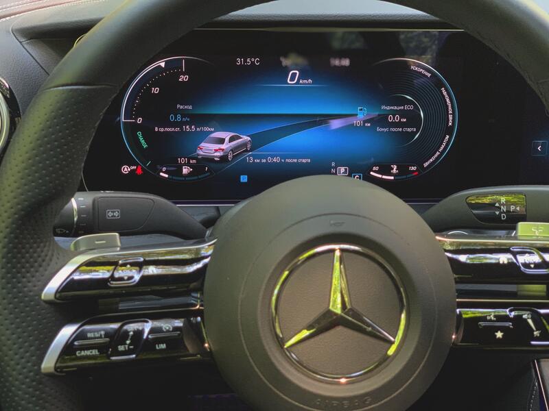 Живая классика: тест Mercedes-Benz E 350 d