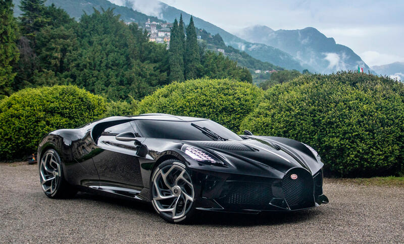 <p>Bugatti La Voiture Noire</p>