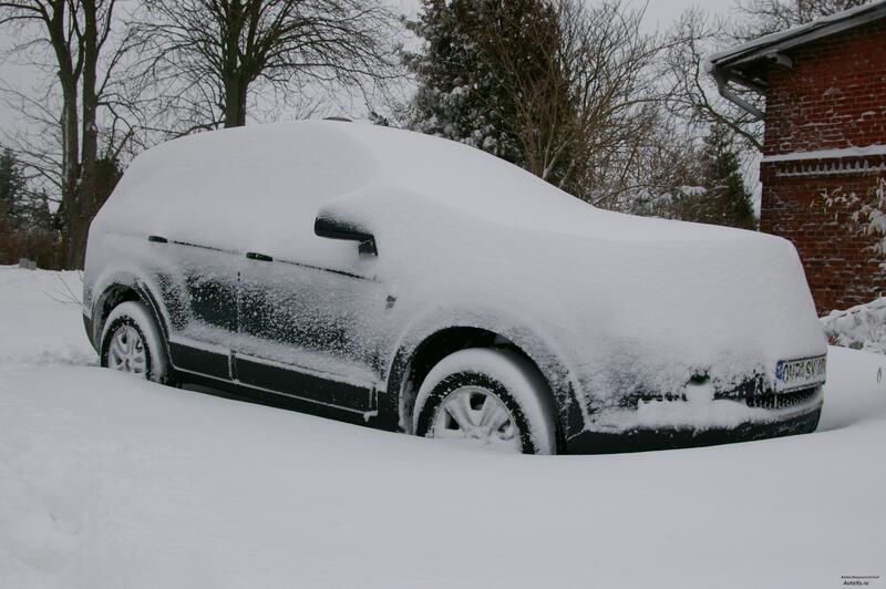 Что делать, если автомобиль застрял в снегу
